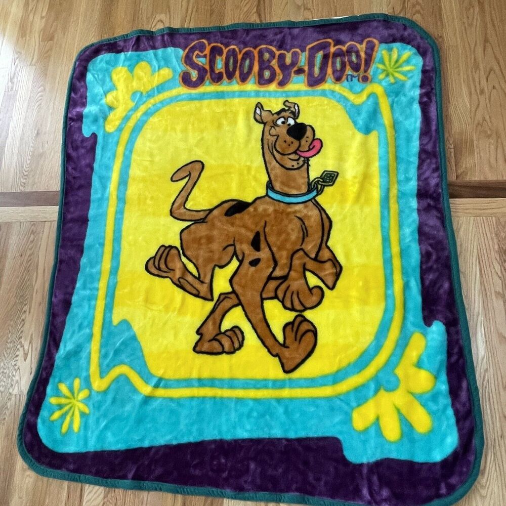SCOOBY DOO Lux Throw Blanket Thick Plush Vtg 2000 The Cartoon Network 50” x 60”
